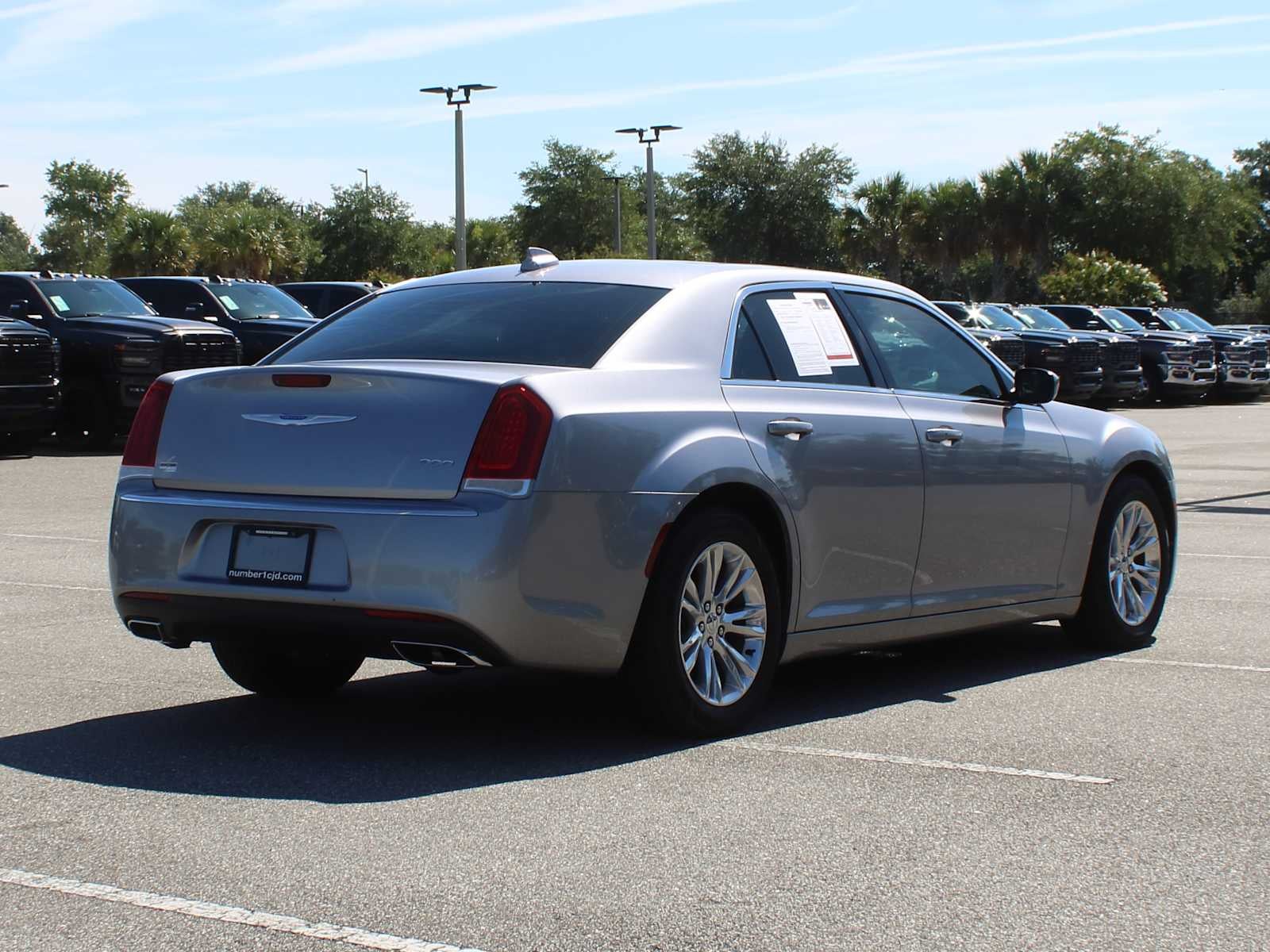 2018 Chrysler 300 Touring L