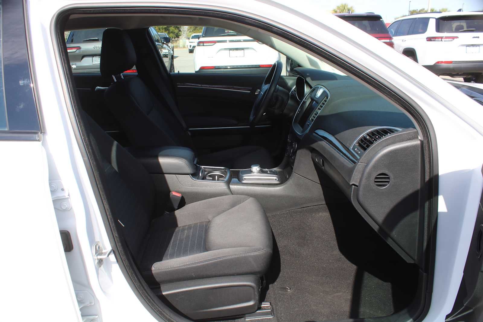 2022 Chrysler 300 Touring