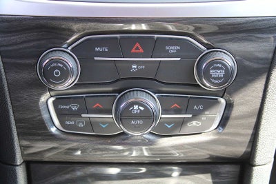 2022 Chrysler 300 Touring