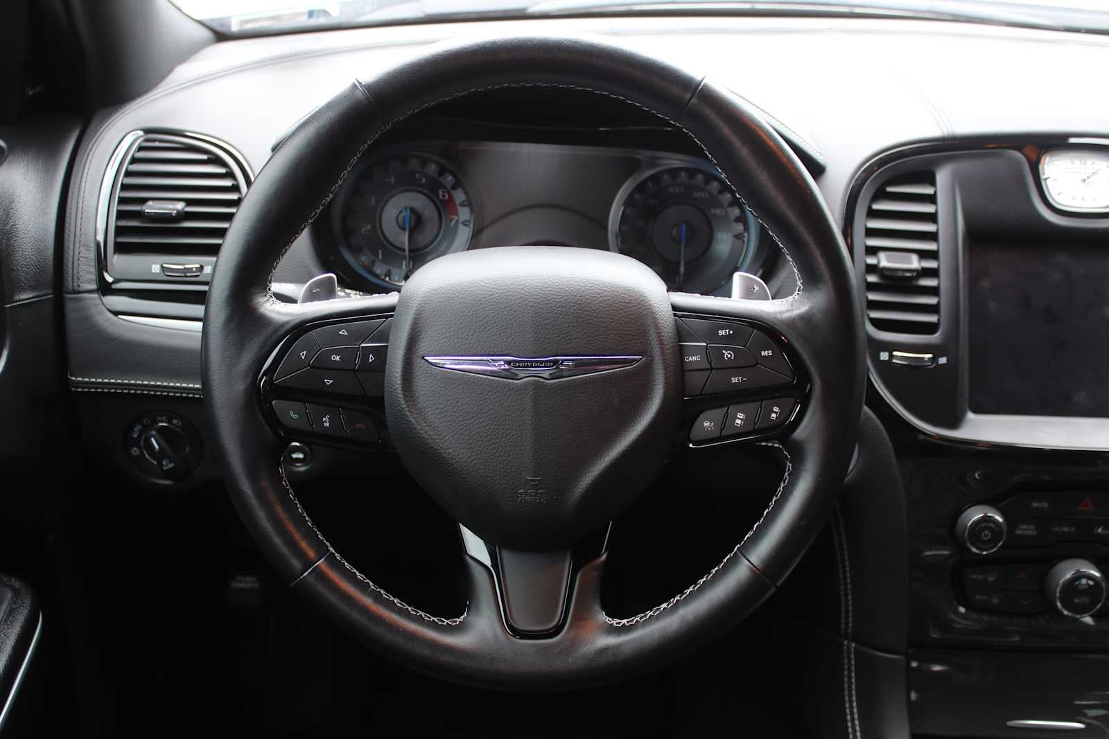 2023 Chrysler 300 300C