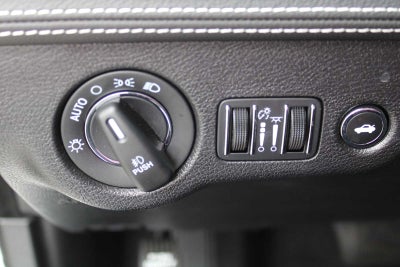 2023 Chrysler 300 300C