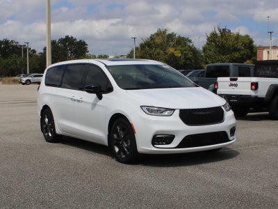 2026 Chrysler Pacifica PACIFICA SELECT