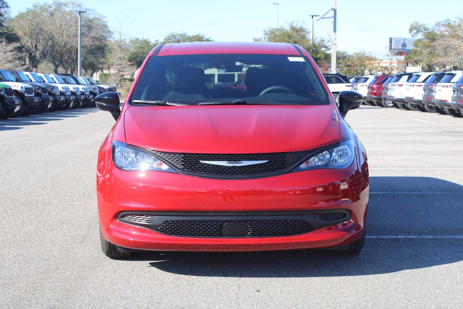 2026 Chrysler Voyager VOYAGER LX