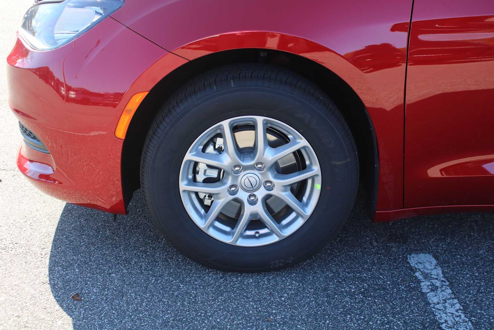 2026 Chrysler Voyager VOYAGER LX