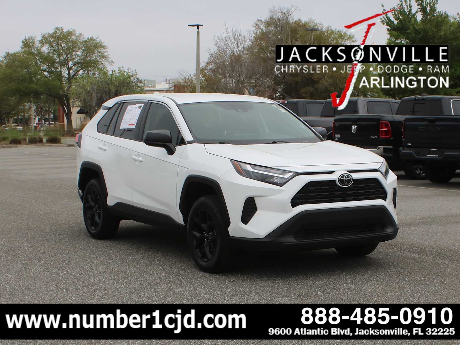 2023 Toyota RAV4 LE