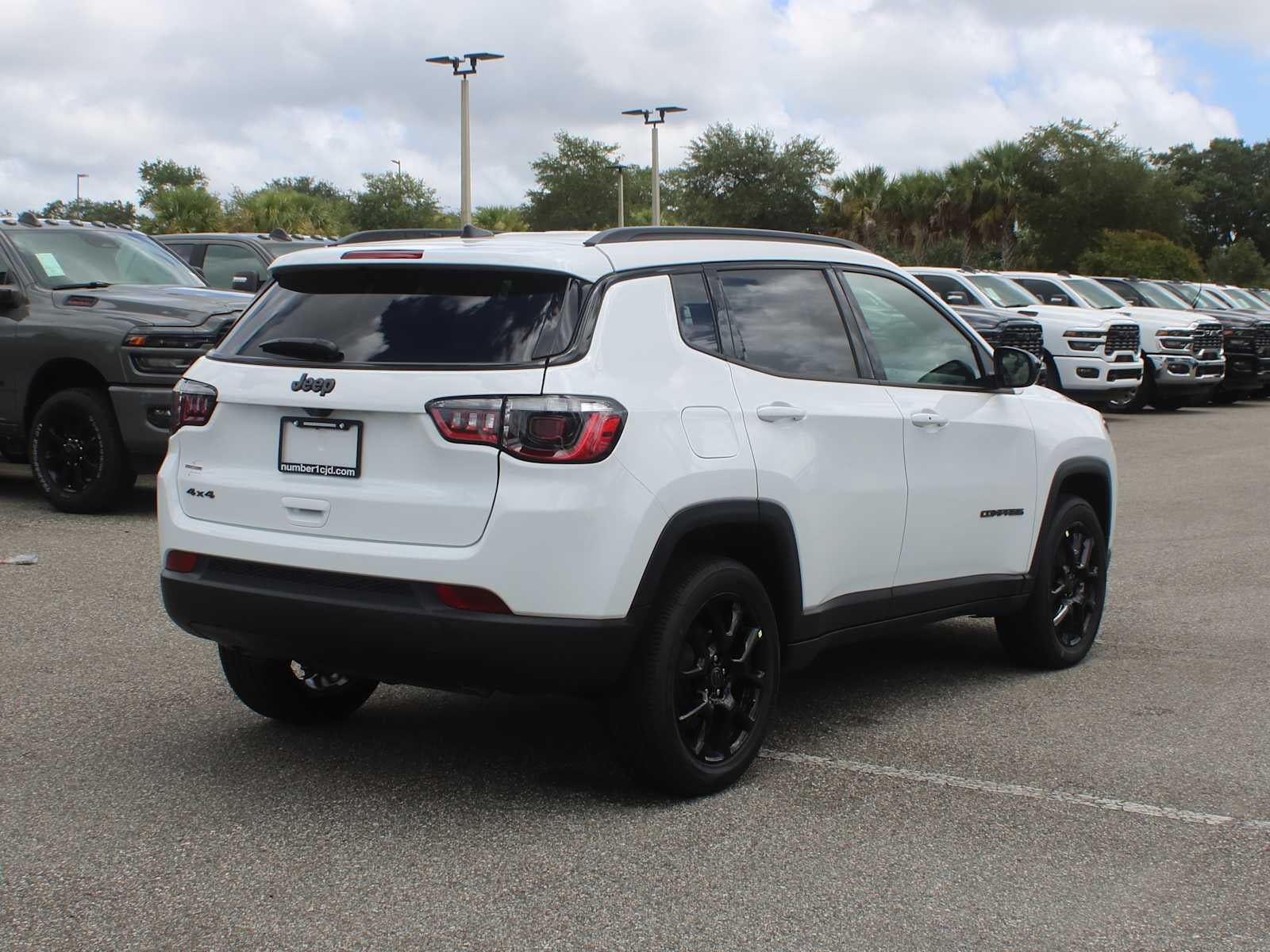 2026 Jeep Compass Latitude Altitude