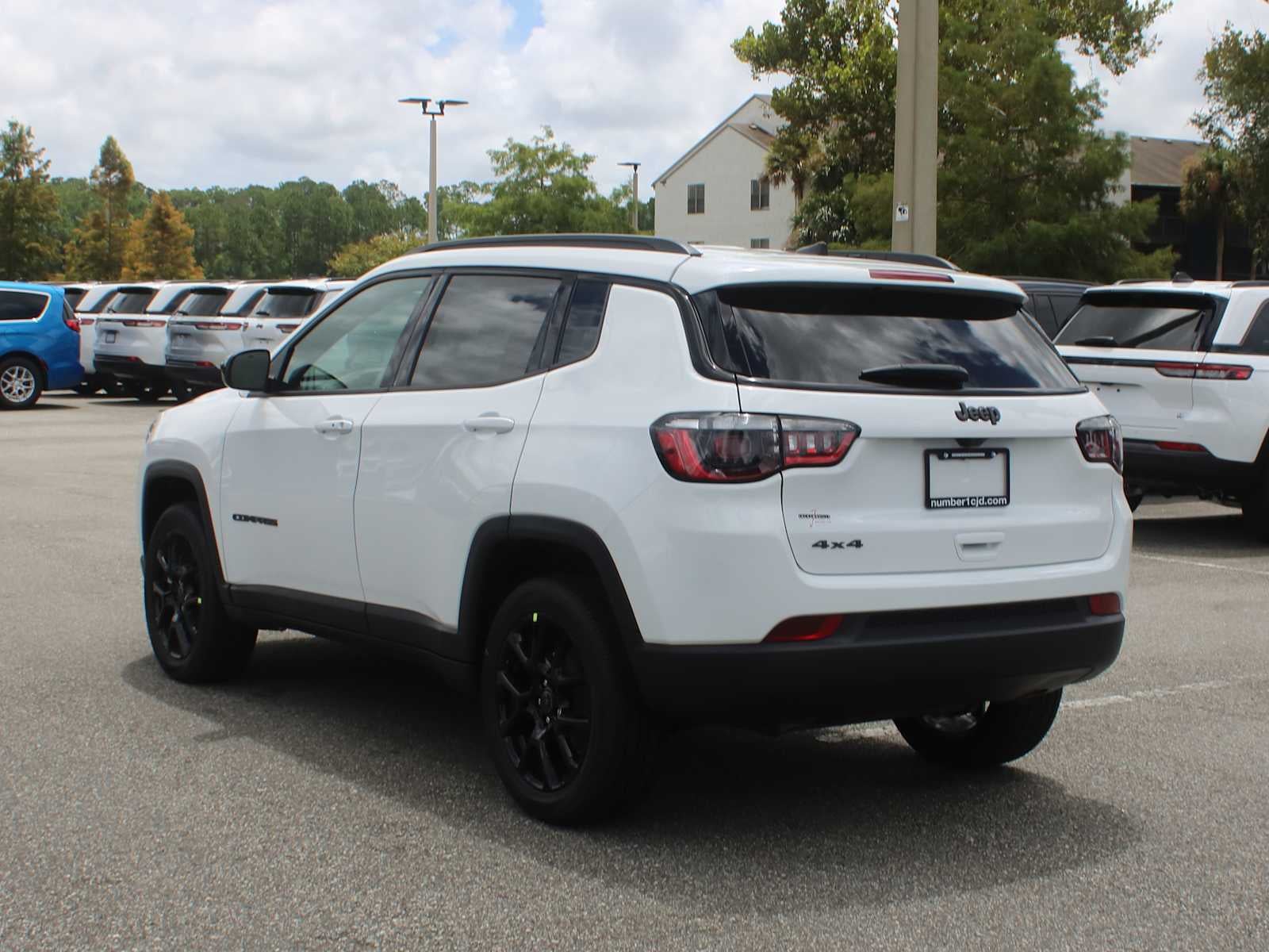 2026 Jeep Compass Latitude Altitude