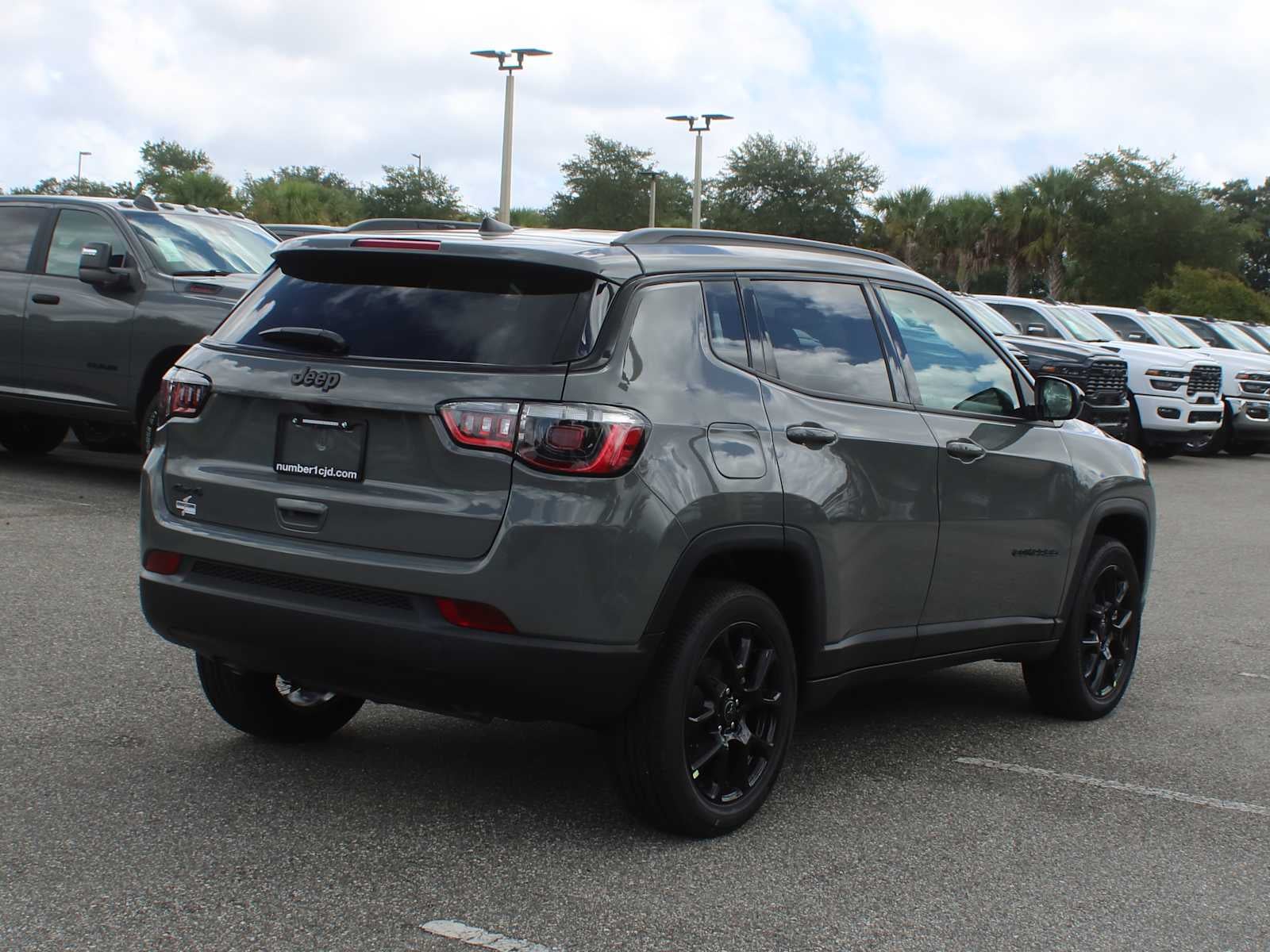 2026 Jeep Compass Latitude Altitude