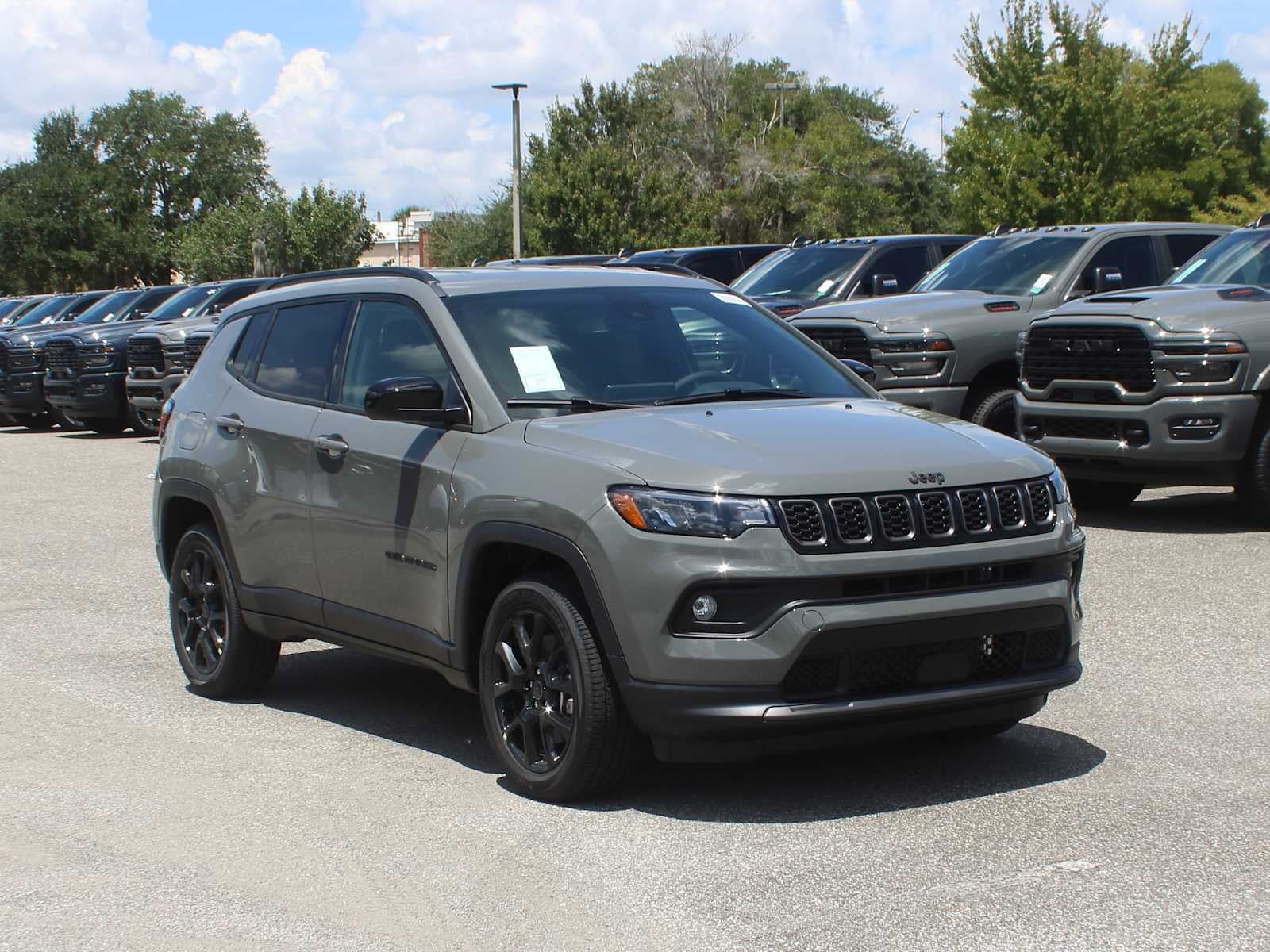 2026 Jeep Compass Latitude Altitude