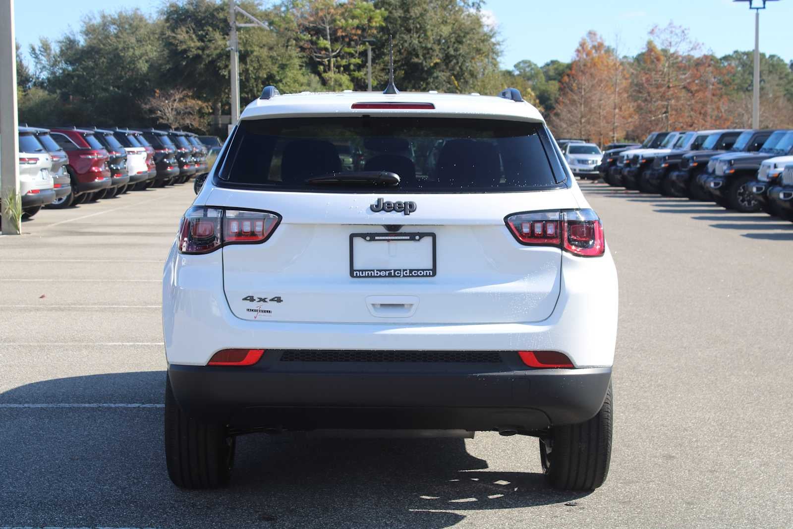 2026 Jeep Compass COMPASS LATITUDE ALTITUDE 4X4