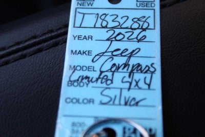 2026 Jeep Compass COMPASS LIMITED 4X4