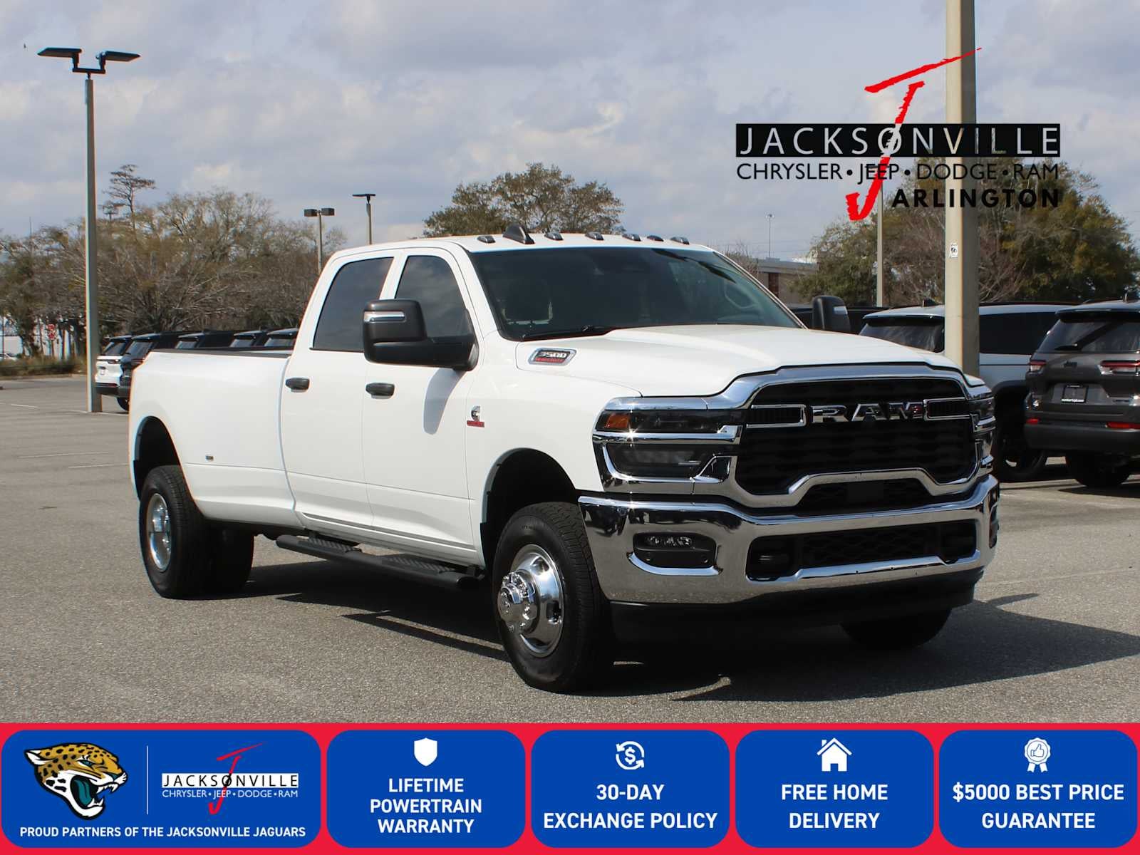 2026 RAM Ram 3500 RAM 3500 TRADESMAN CREW CAB 4X4 8' BOX