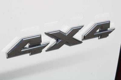 2022 RAM 1500 Classic Tradesman Crew Cab 4x4 5'7' Box