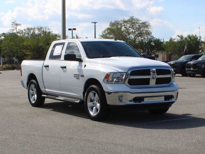 2022 RAM 1500 Classic Tradesman Crew Cab 4x4 5'7' Box