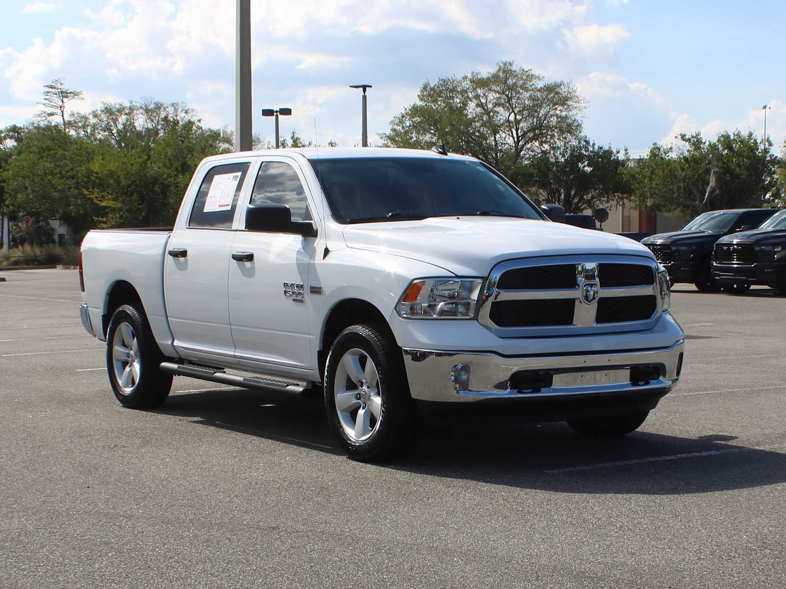 2022 RAM 1500 Classic Tradesman Crew Cab 4x4 5'7' Box