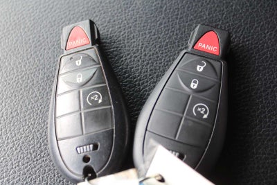 2022 RAM 1500 Classic Tradesman Crew Cab 4x4 5'7' Box