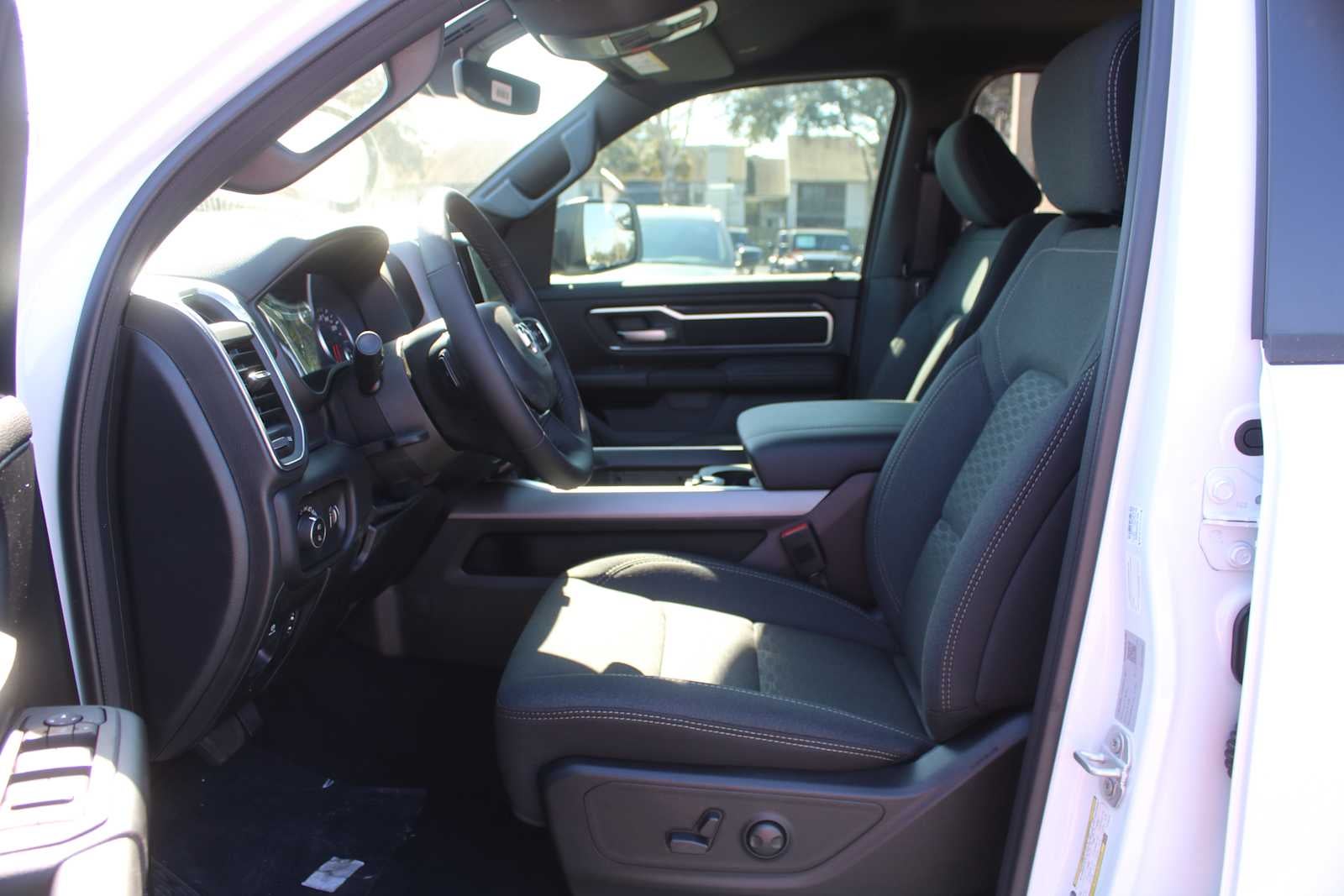 2026 RAM Ram 1500 RAM 1500 BIG HORN CREW CAB 4X2 5'7' BOX