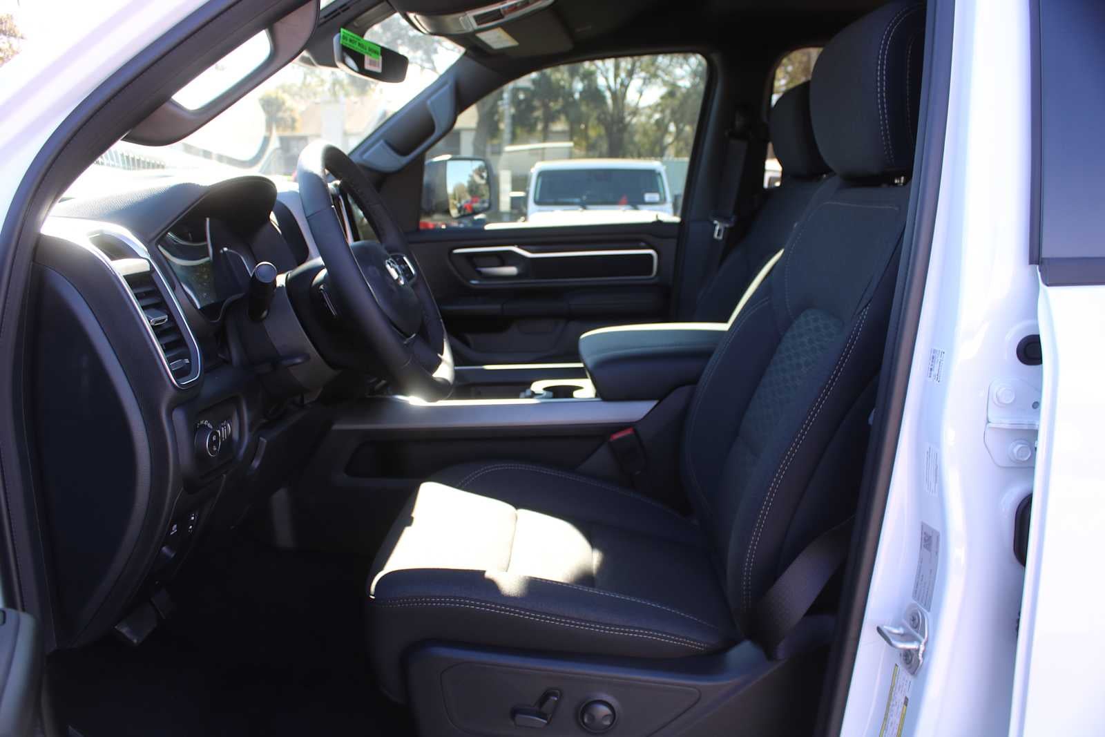 2026 RAM Ram 1500 RAM 1500 BIG HORN CREW CAB 4X2 5'7' BOX