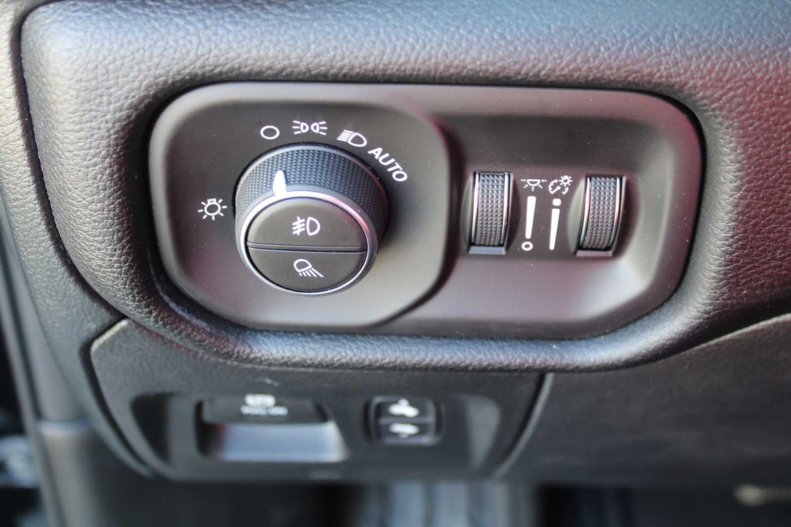 2026 RAM Ram 1500 RAM 1500 BIG HORN CREW CAB 4X2 5'7' BOX