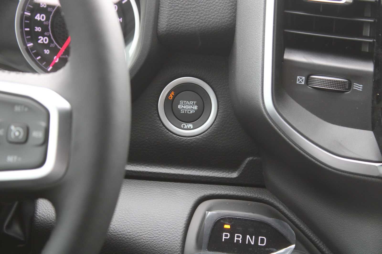 2026 RAM Ram 1500 RAM 1500 BIG HORN CREW CAB 4X2 5'7' BOX