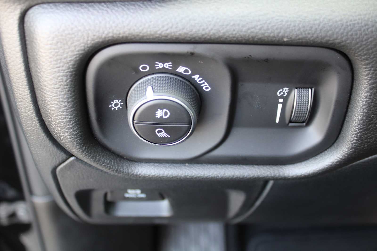 2026 RAM Ram 1500 RAM 1500 BIG HORN CREW CAB 4X2 5'7' BOX