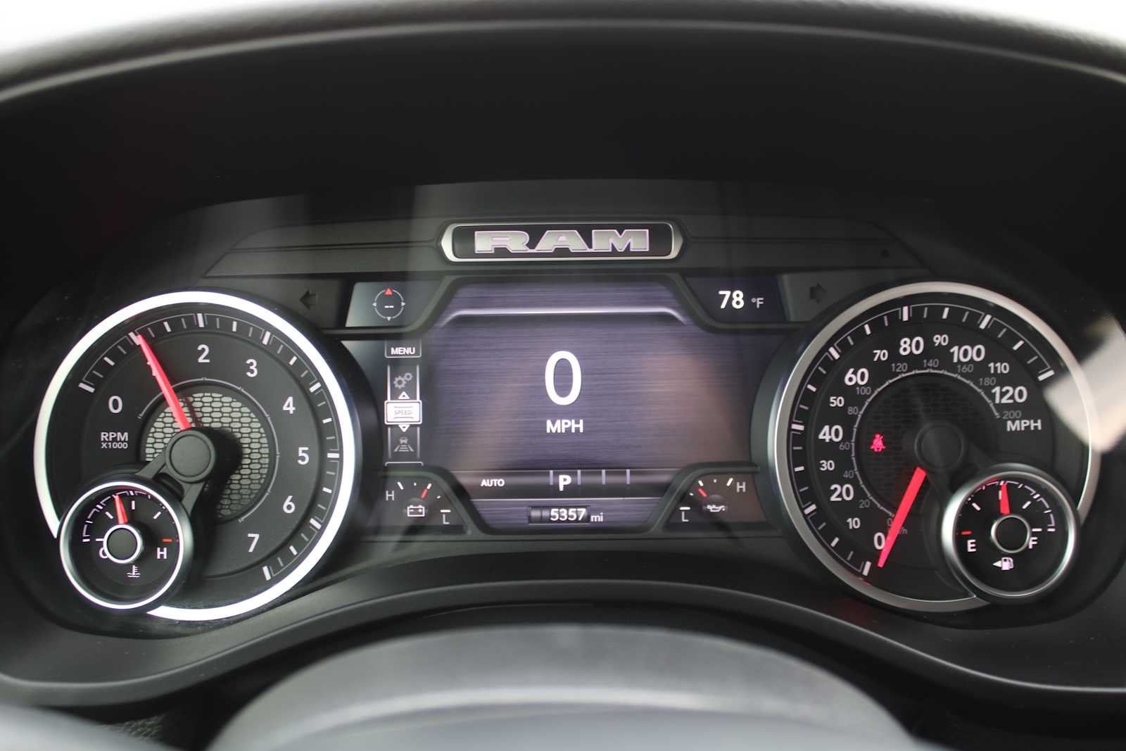 2025 RAM 1500 Big Horn Crew Cab 4x4 5'7' Box