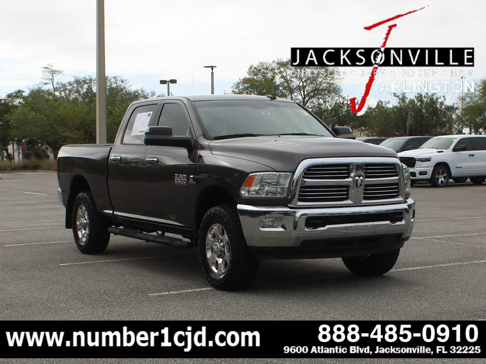 2017 RAM 2500 Big Horn Crew Cab 4x4 6'4' Box