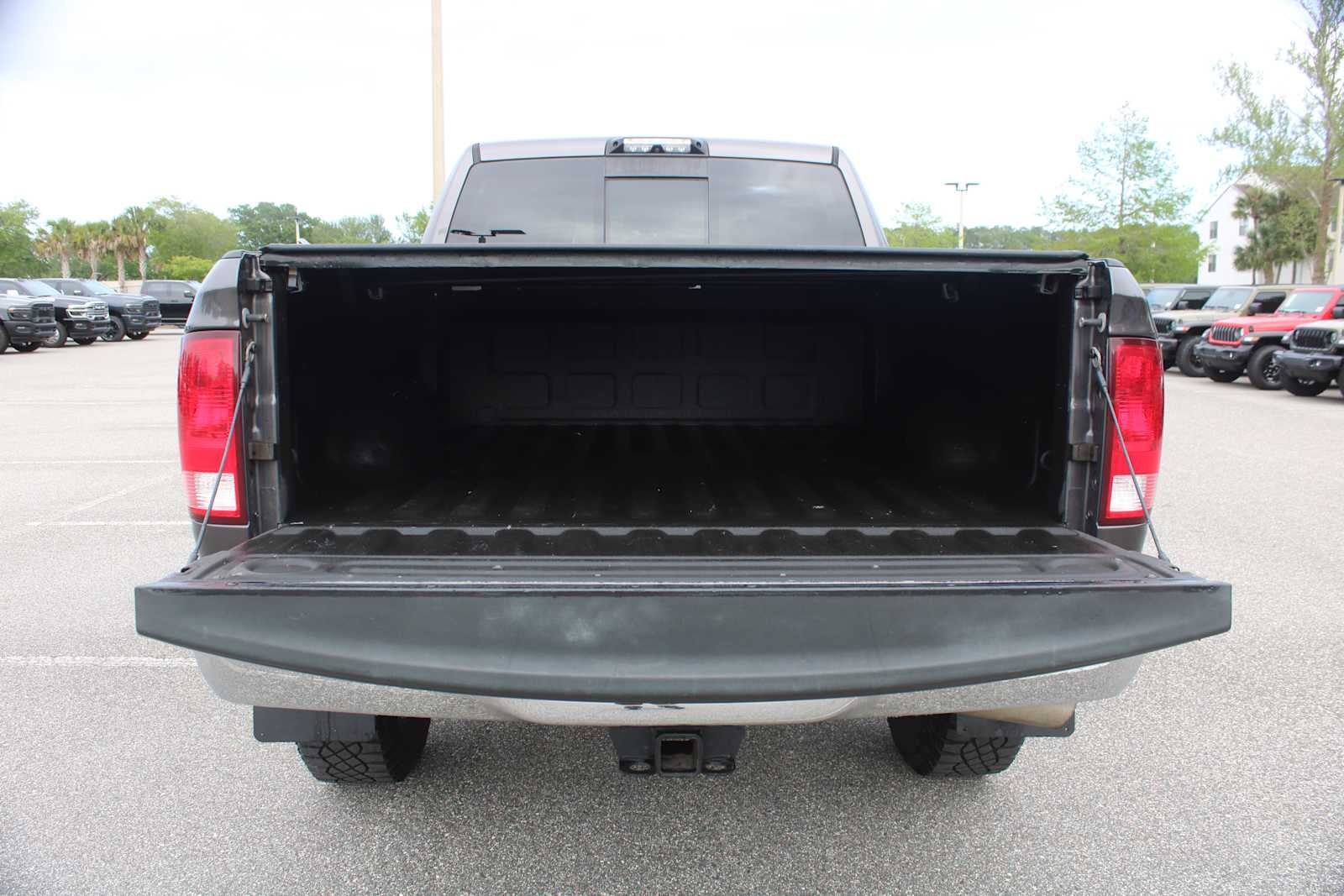 2017 RAM 2500 Big Horn Crew Cab 4x4 6'4' Box