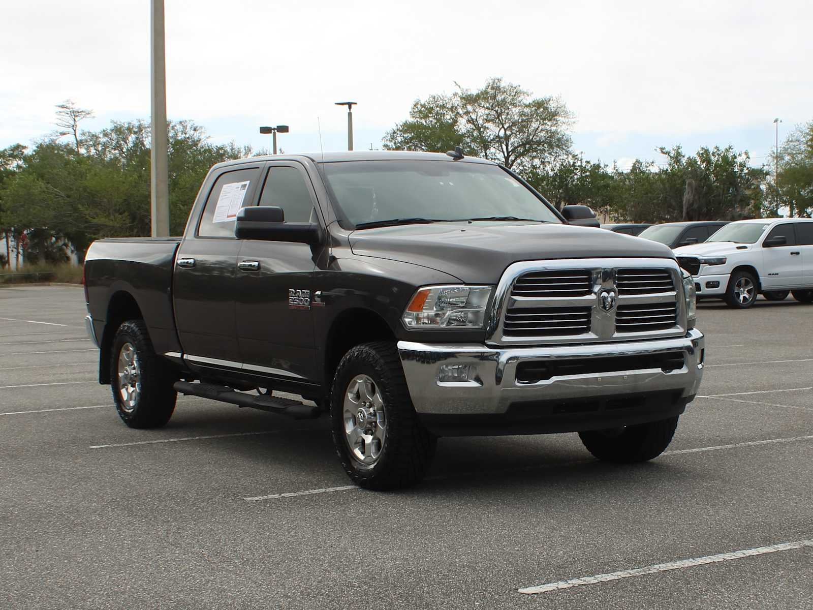 2017 RAM 2500 Big Horn Crew Cab 4x4 6'4' Box