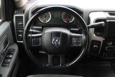 2017 RAM 2500 Big Horn Crew Cab 4x4 6'4' Box