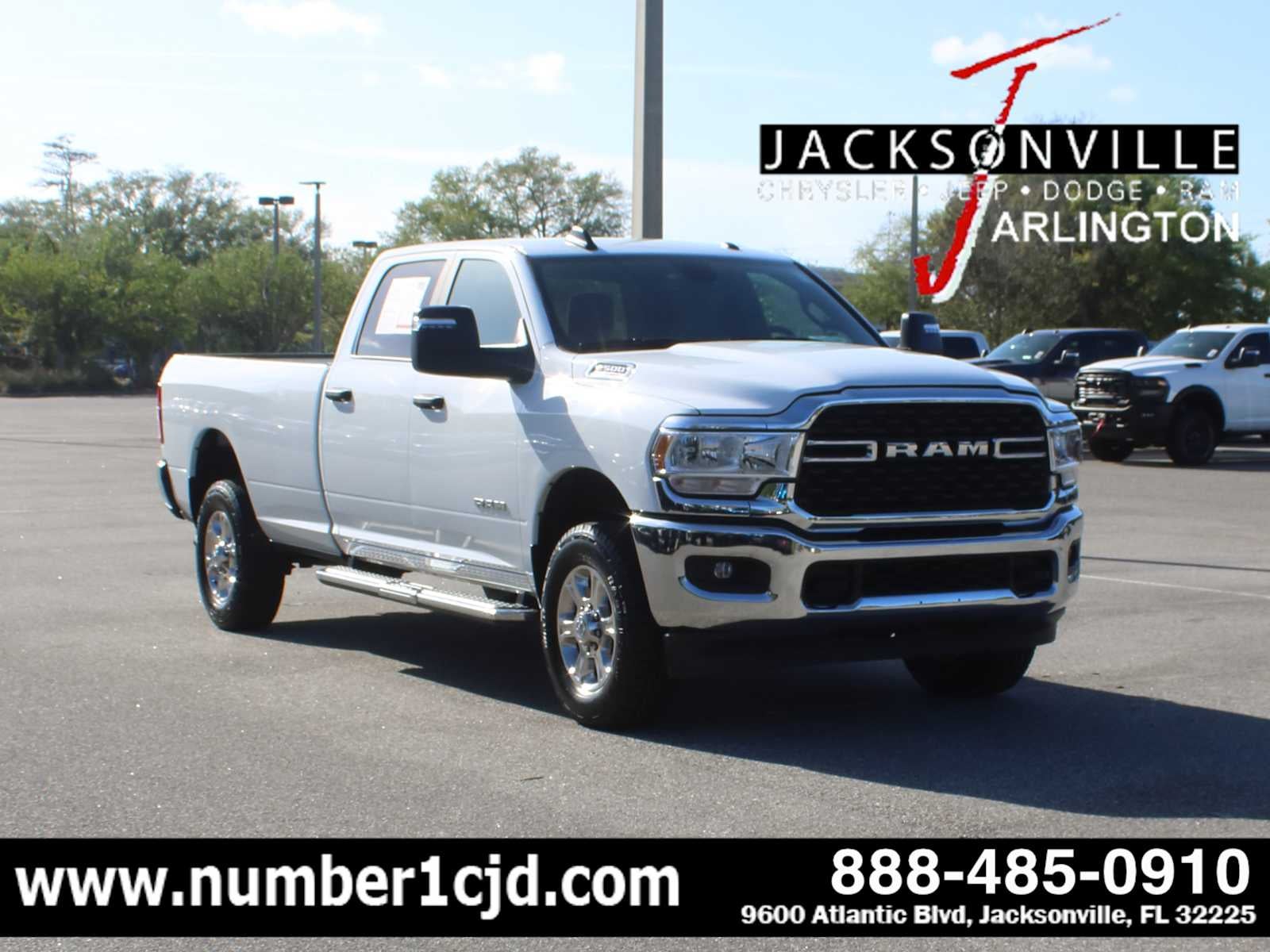 2024 RAM 2500 Big Horn Crew Cab 4x4 8' Box
