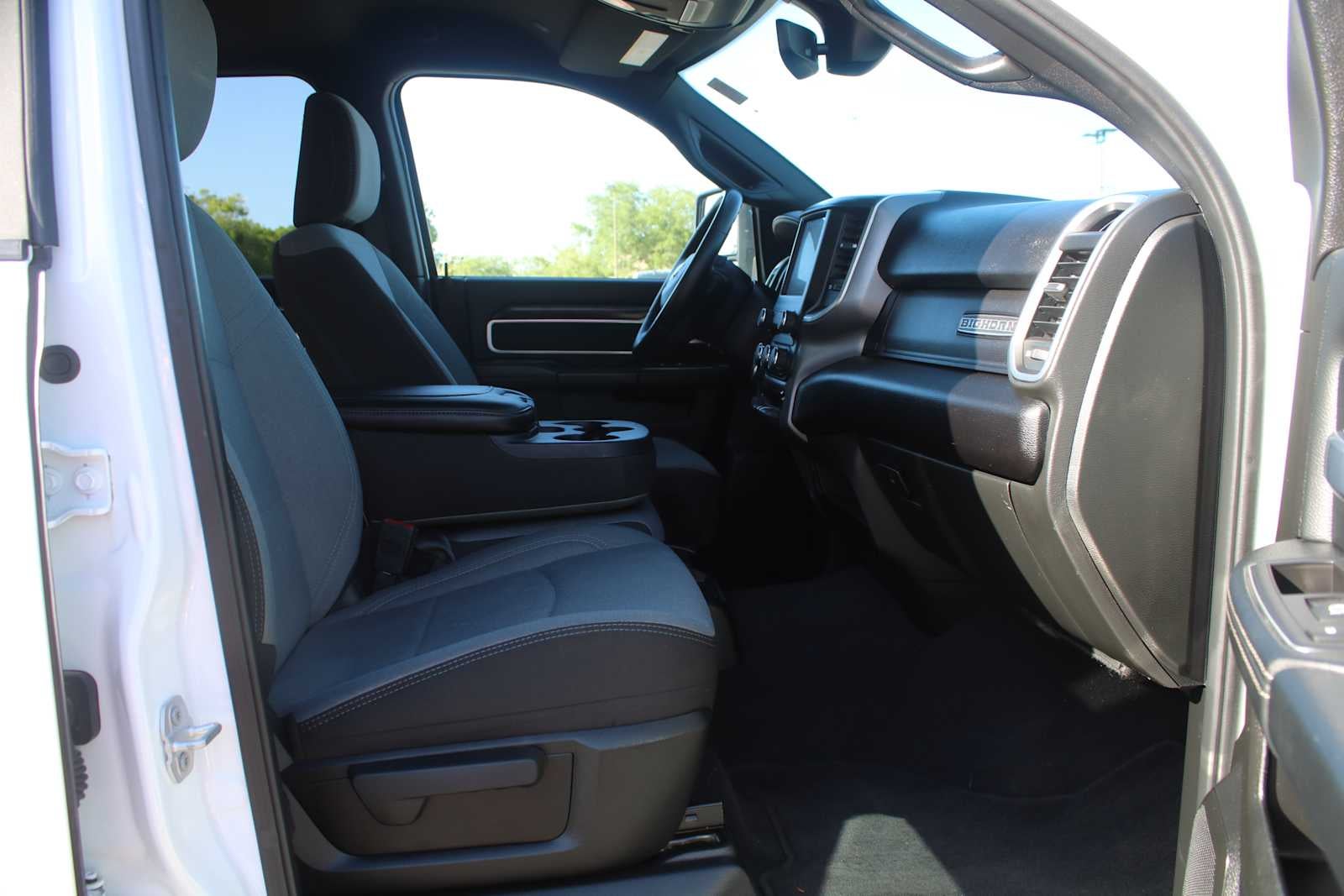 2024 RAM 2500 Big Horn Crew Cab 4x4 8' Box