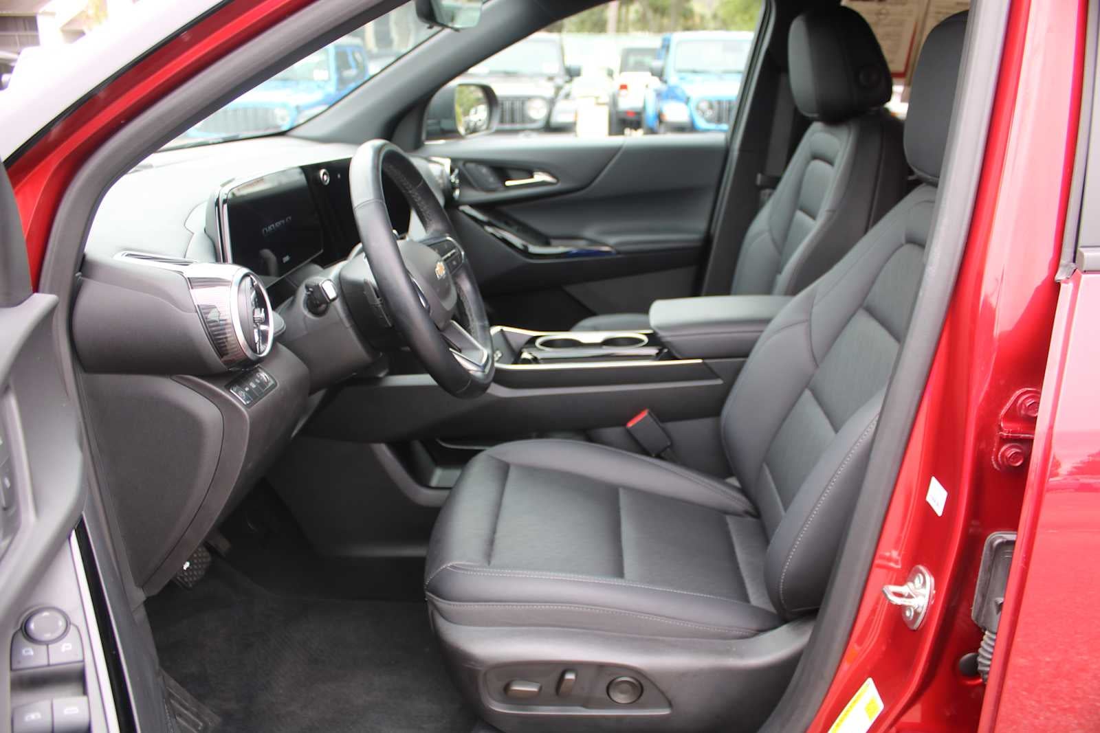 2025 Chevrolet Equinox AWD LT