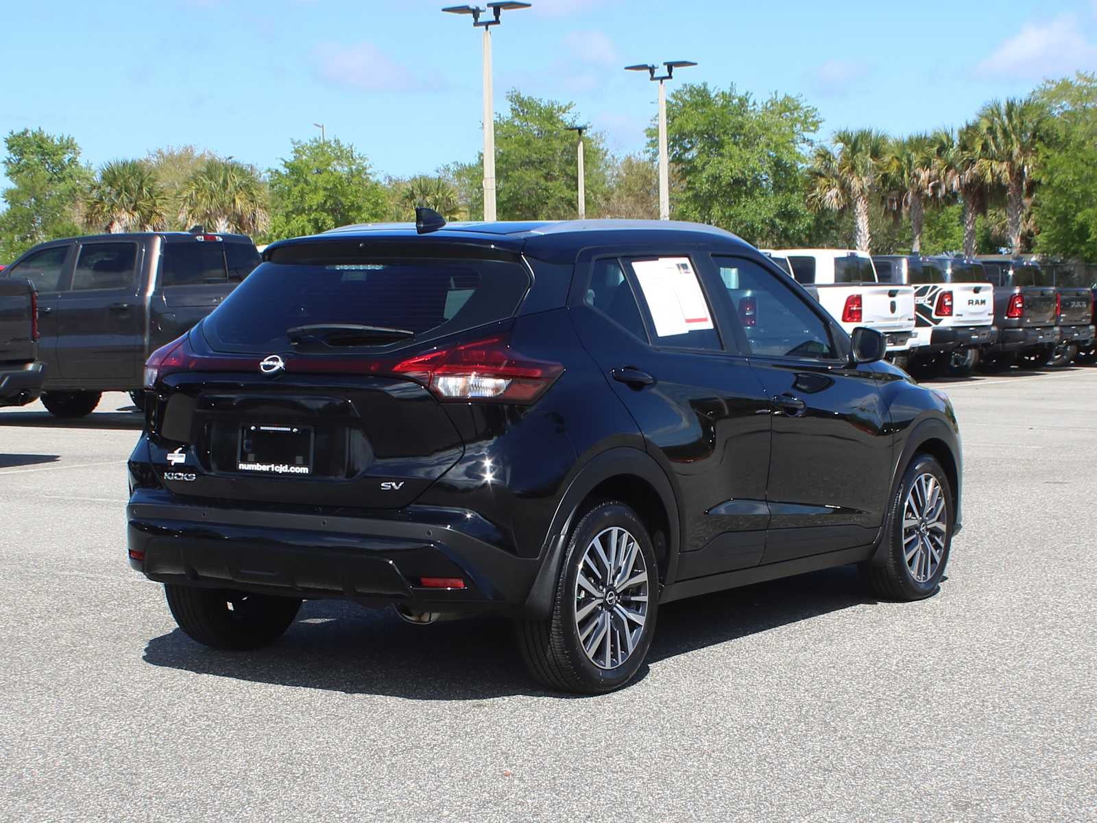 2024 Nissan Kicks SV