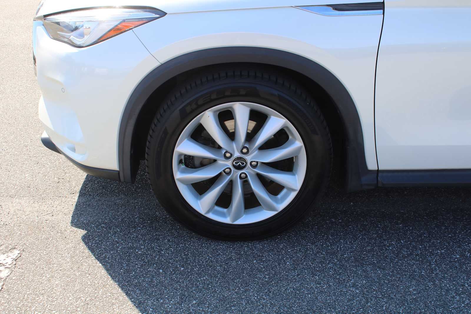 2019 INFINITI QX50 ESSENTIAL