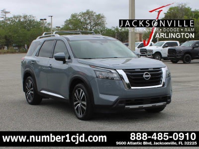 2025 Nissan Pathfinder Platinum FWD