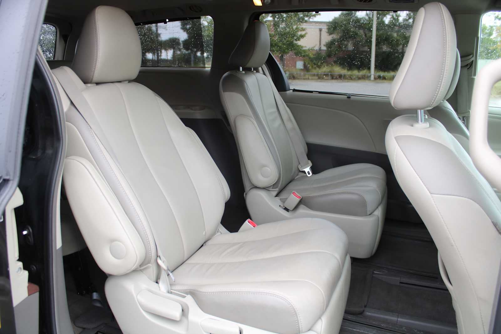 2013 Toyota Sienna Ltd