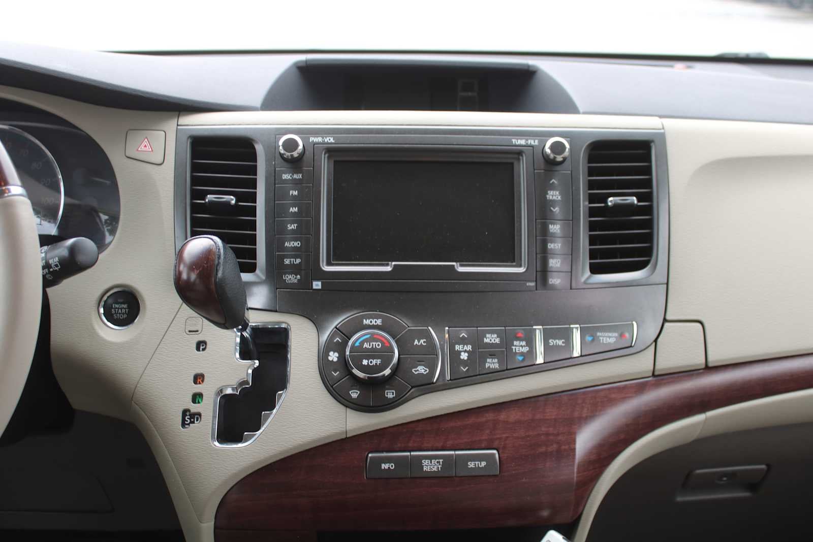 2013 Toyota Sienna Ltd
