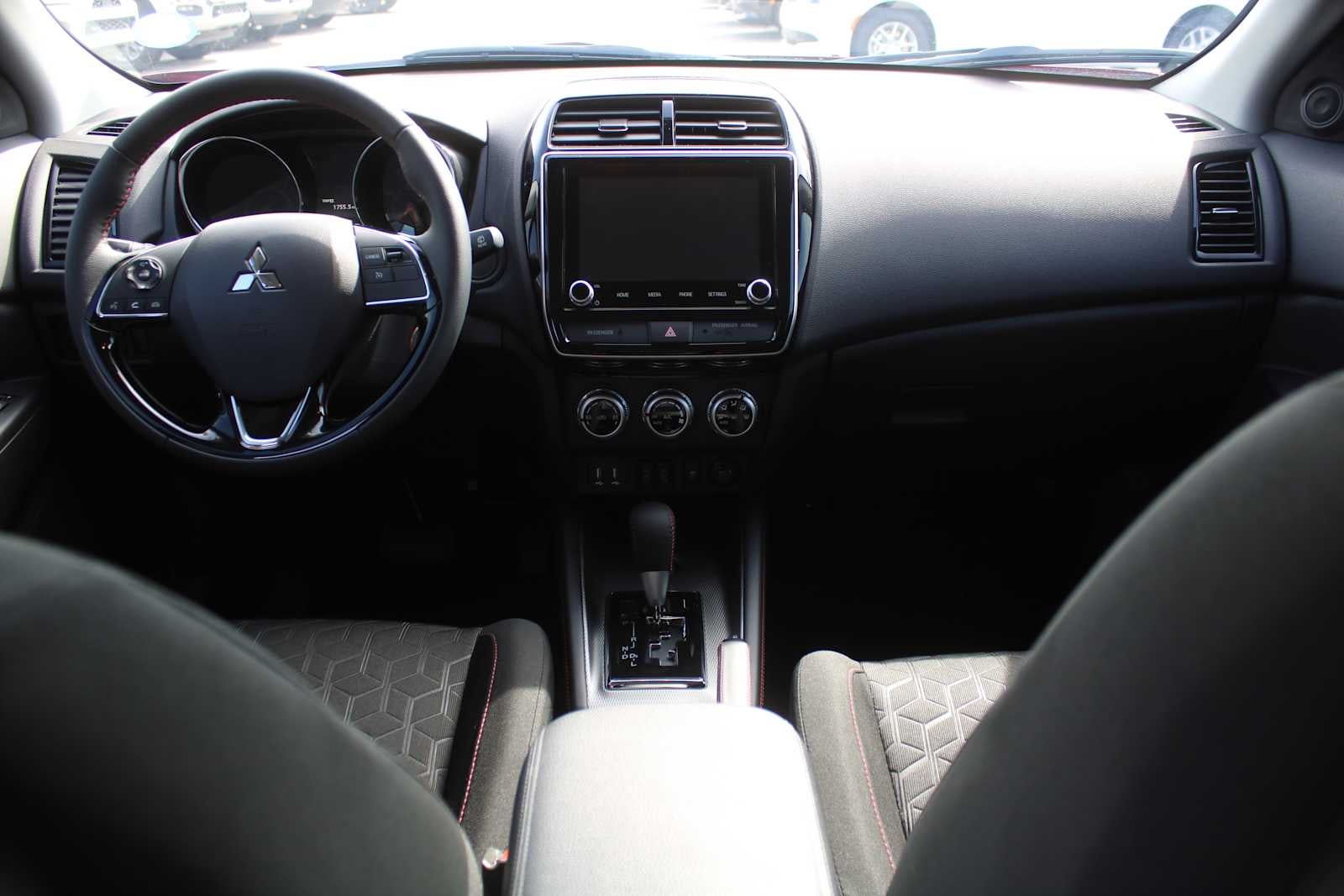 2026 Mitsubishi Outlander Sport LE