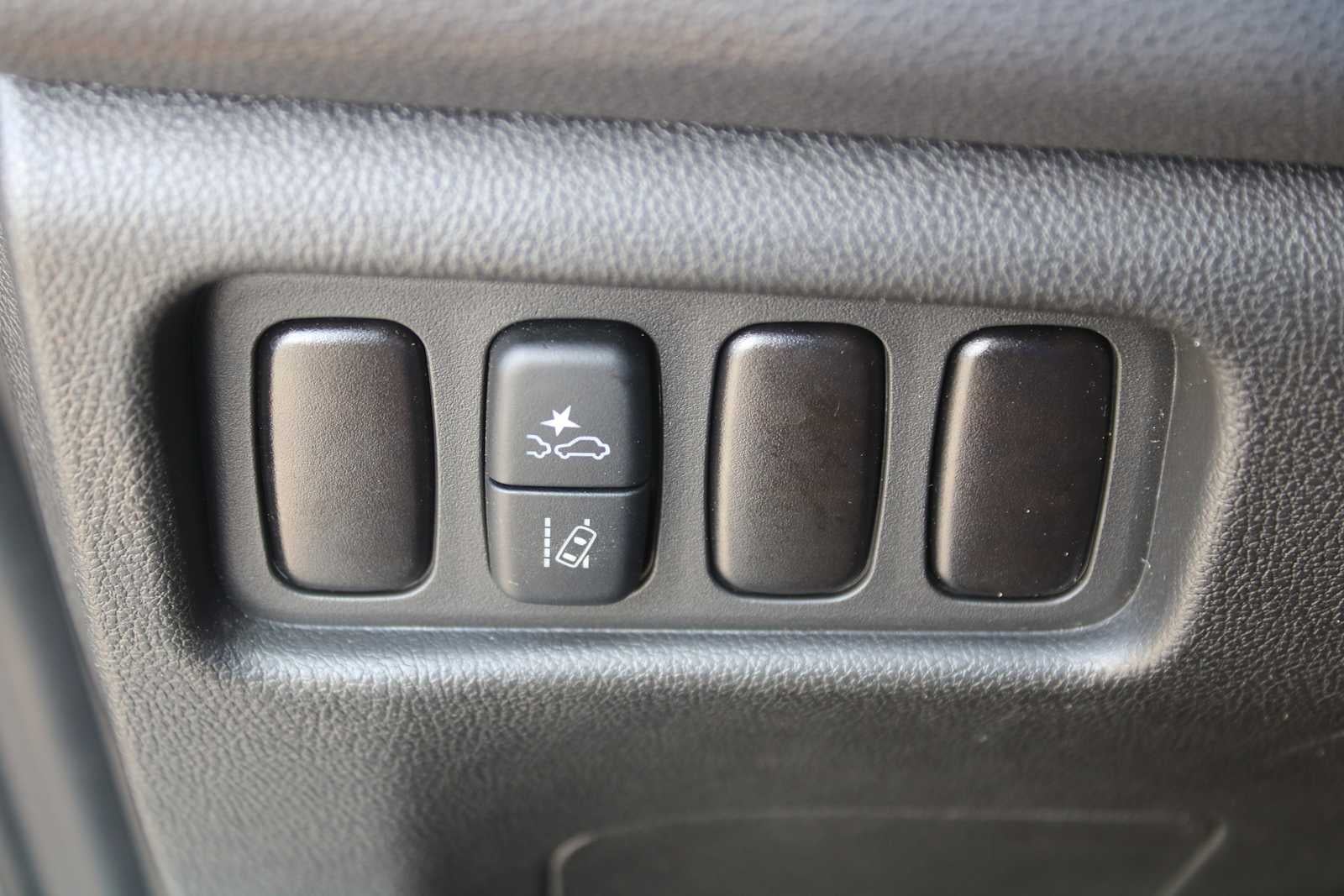 2025 Mitsubishi Outlander Sport LE