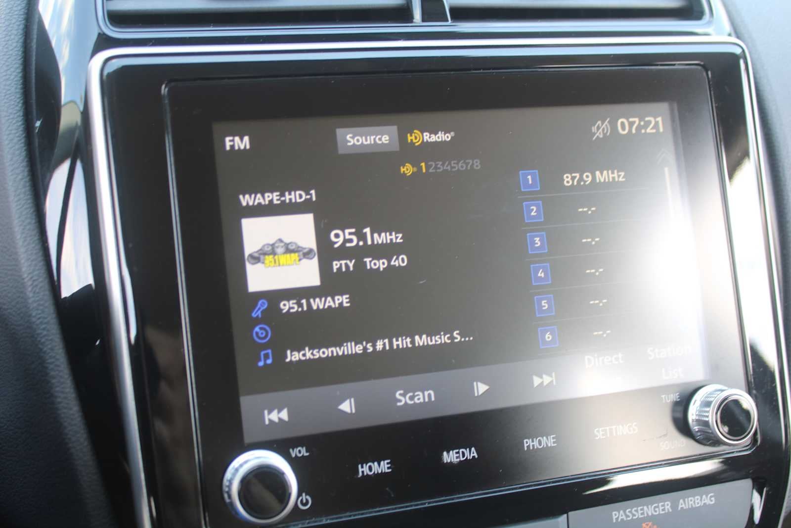 2025 Mitsubishi Outlander Sport LE