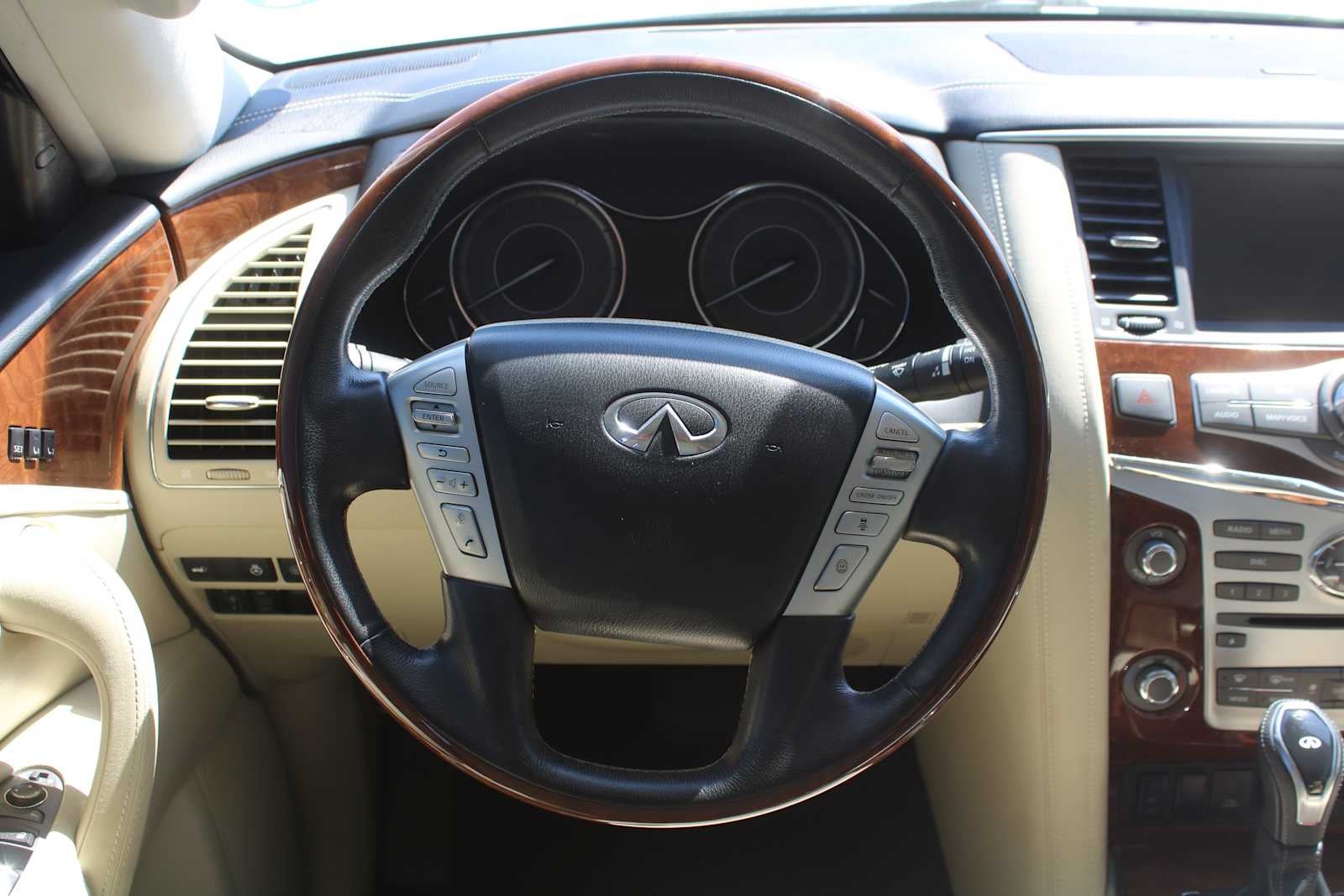 2019 INFINITI QX80 LUXE