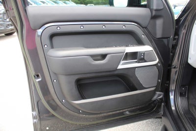 2023 Land Rover Defender S