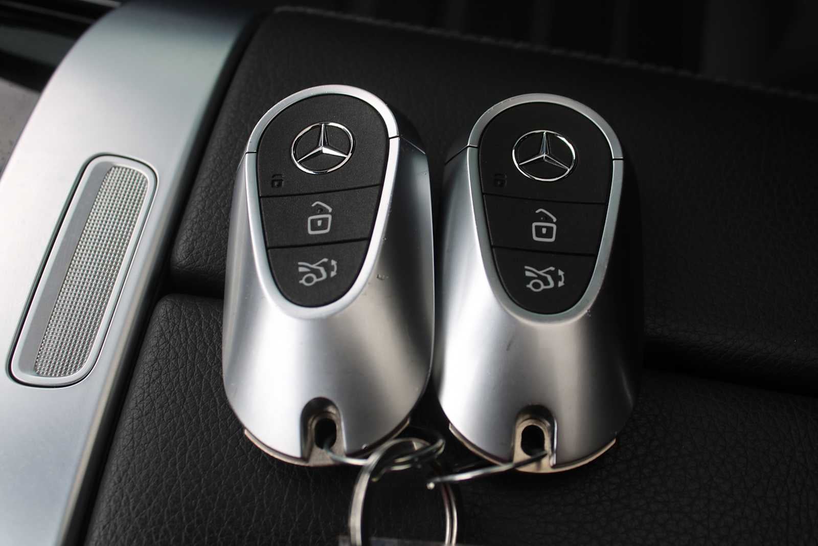 2024 Mercedes-Benz GLC 300 GLC 300