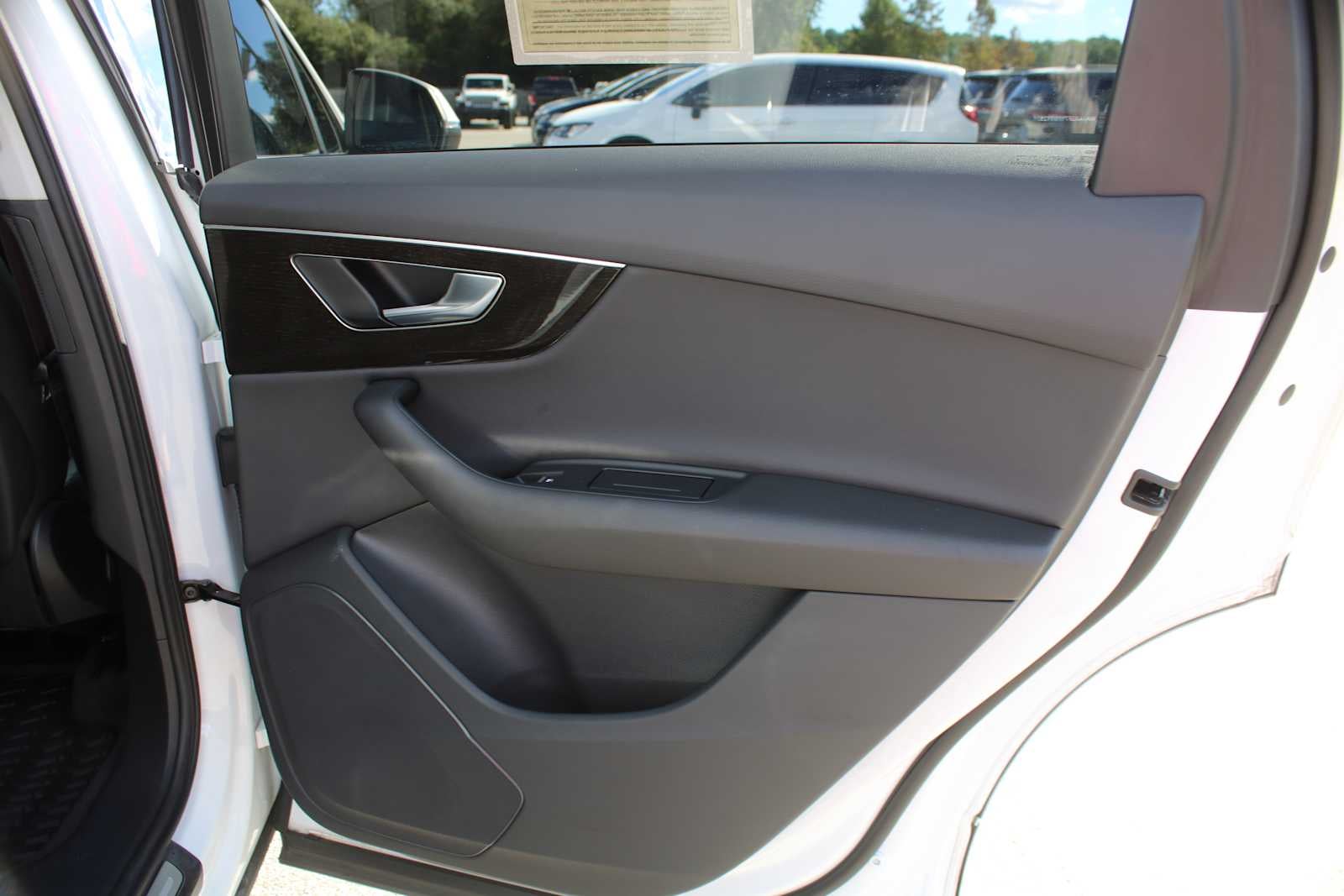 2023 Audi Q7 Premium