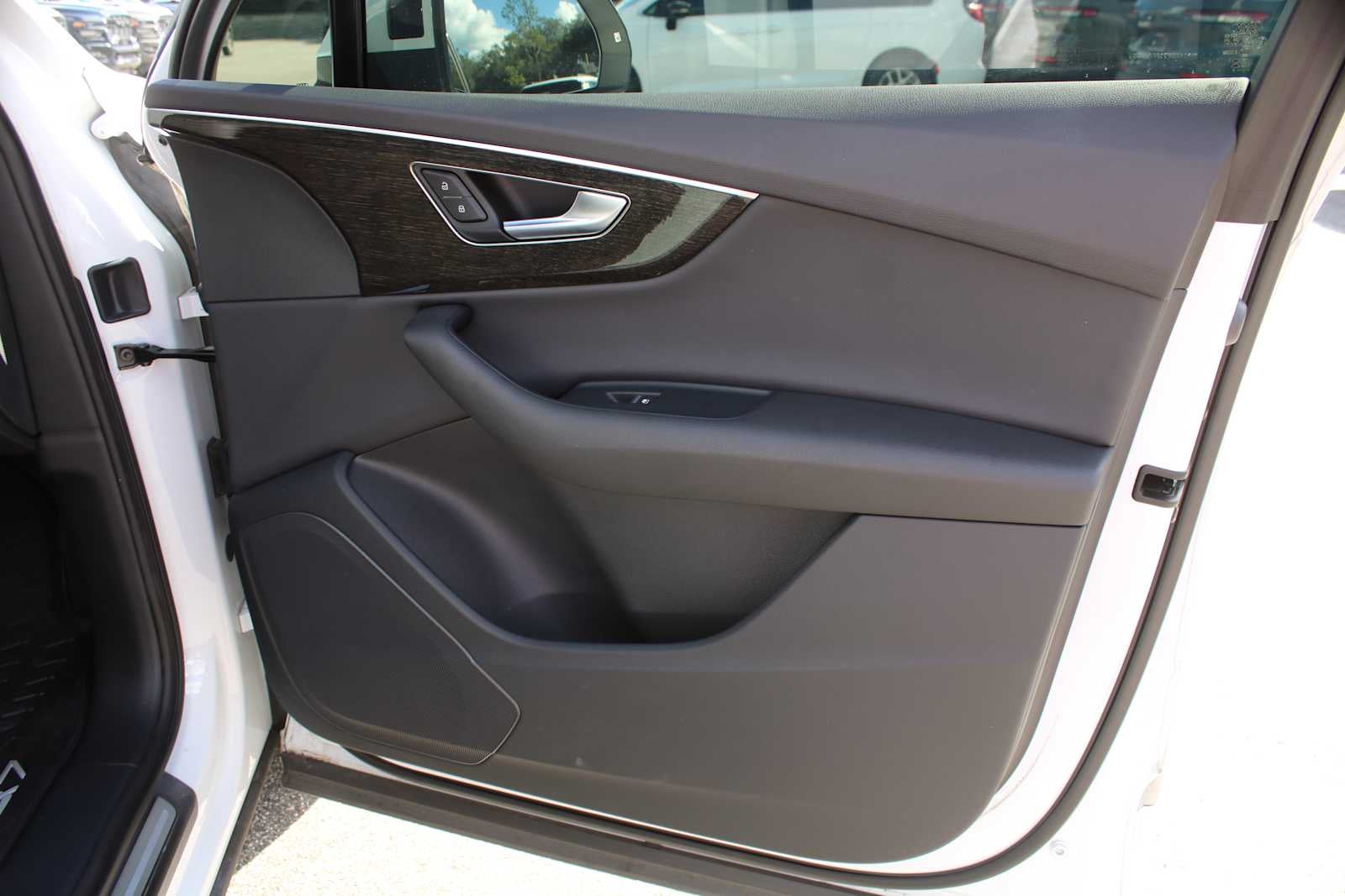 2023 Audi Q7 Premium