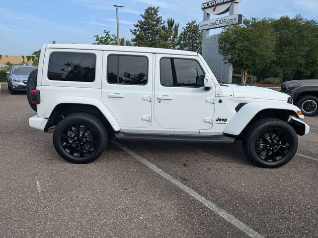 2022 Jeep Wrangler Base