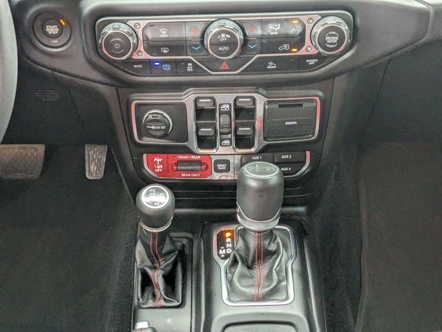 2023 Jeep Wrangler Base