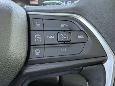 2025 Jeep Grand Cherokee Laredo X