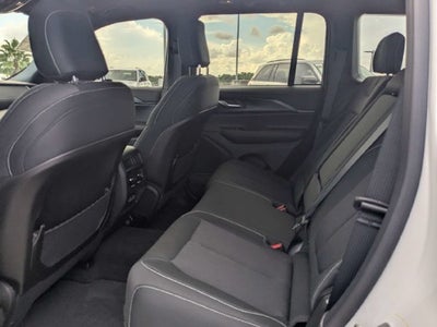 2026 Jeep Grand Cherokee Laredo X